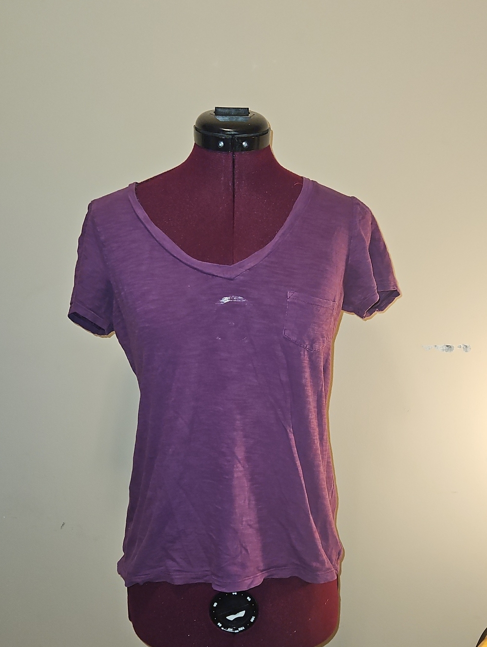 GAP Women's Short Sleeve V-Neck Pocket Tee in Purple